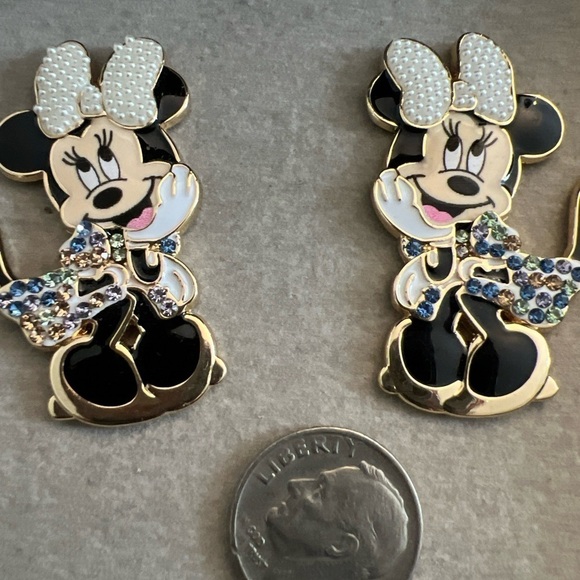 Disney x BAUBLEBAR Minnie Mouse Rhinestone Earrings New - Picture 3 of 6